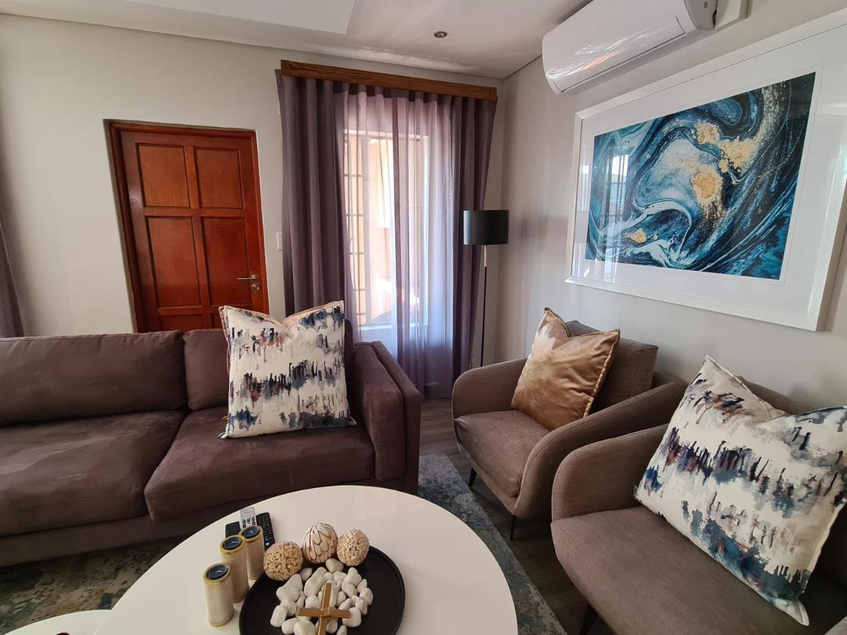 Villa Casa Lifestyle Mbombela Exterior photo