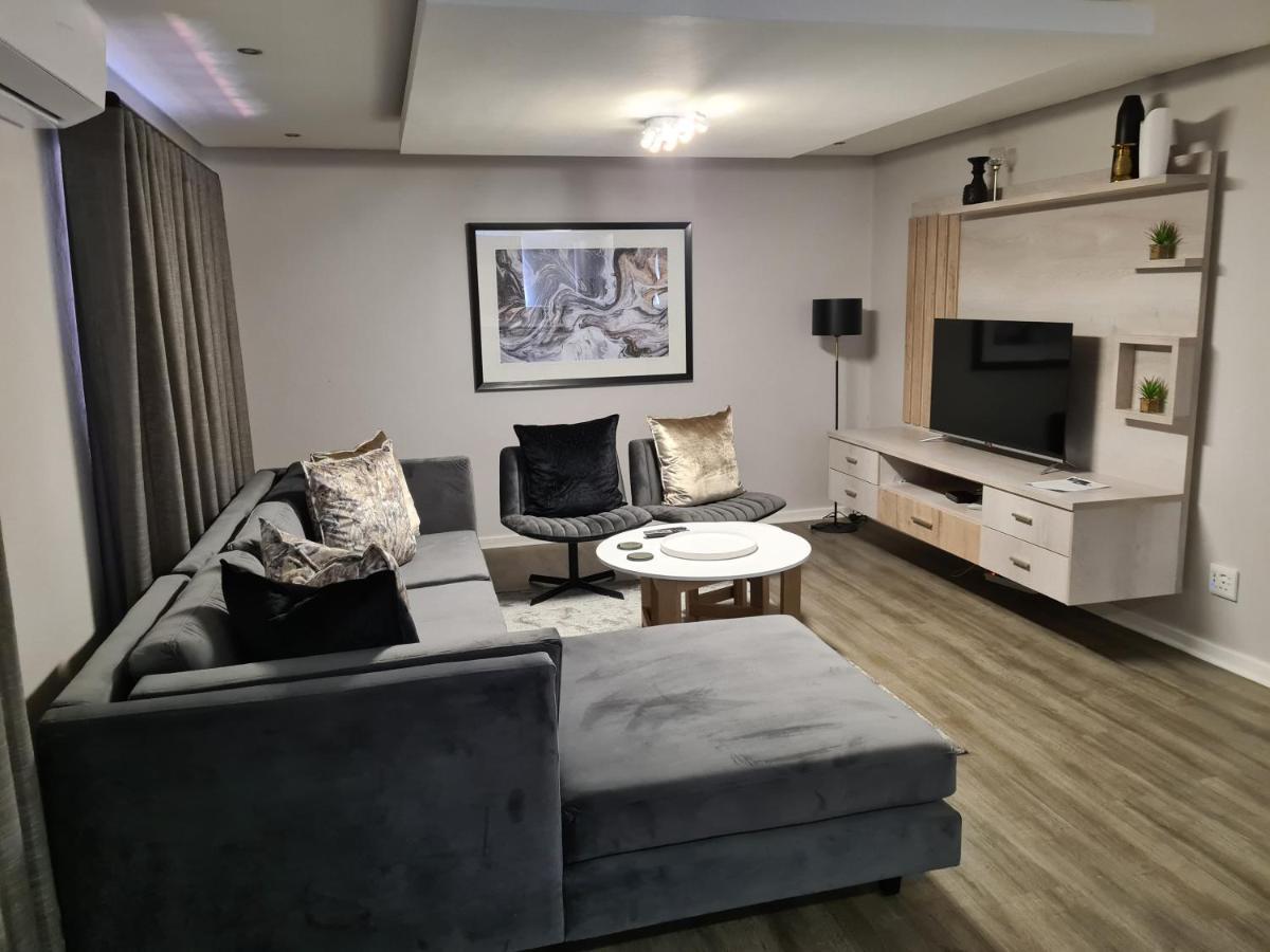Villa Casa Lifestyle Mbombela Exterior photo
